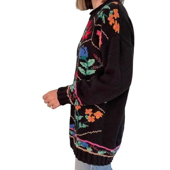 Vintage 1980s Hunt Club Hand Knit Floral Embroidered Oversized Grandma Sweater - Picture 4 of 7